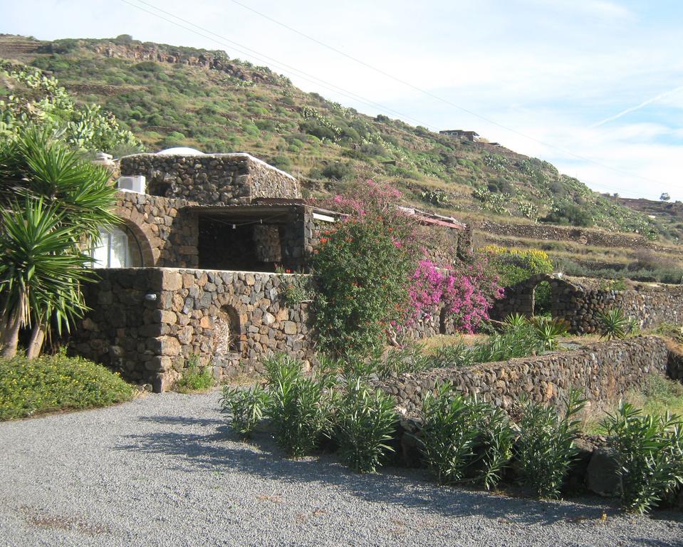 Agriturismo Zibibbodoro Scauri  Esterno foto